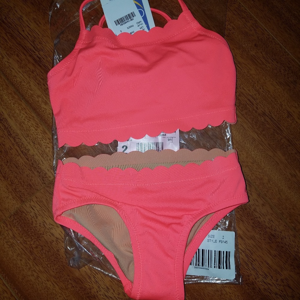 Crew Cuts Scallop Tankini